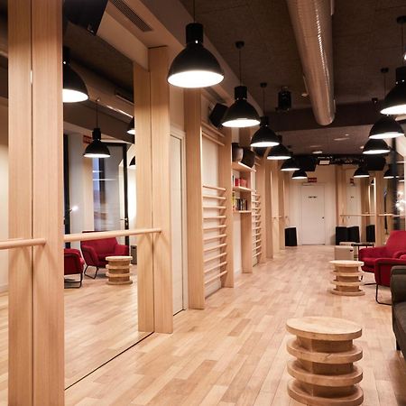 Latroupe Prado Hostel マドリード エクステリア 写真
