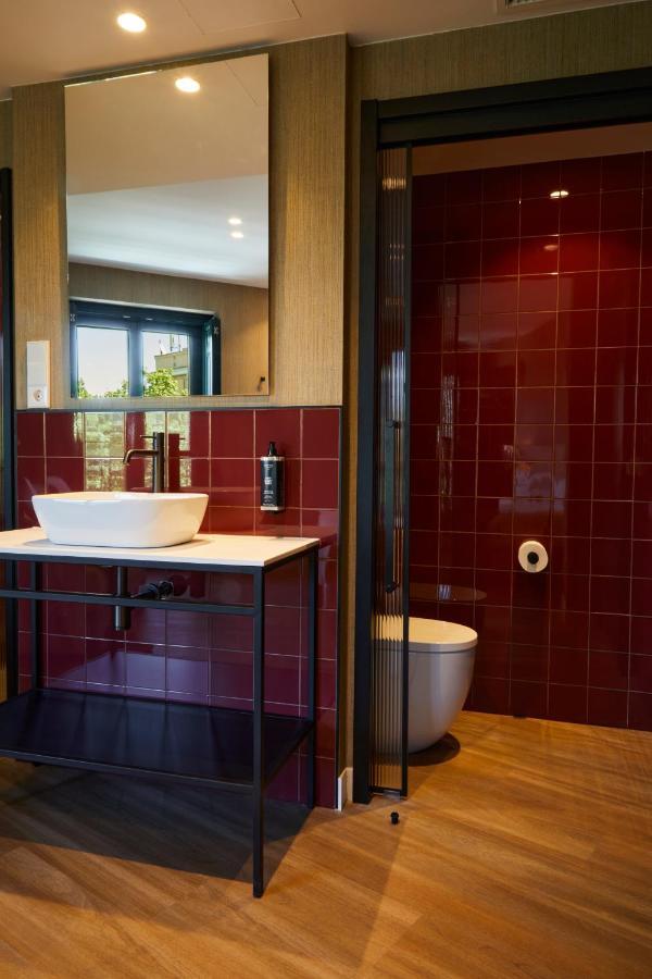 Latroupe Prado Hostel マドリード エクステリア 写真