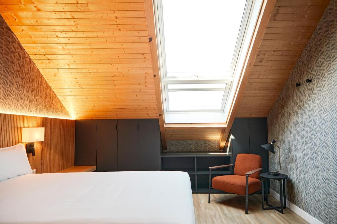 Latroupe Prado Hostel マドリード エクステリア 写真