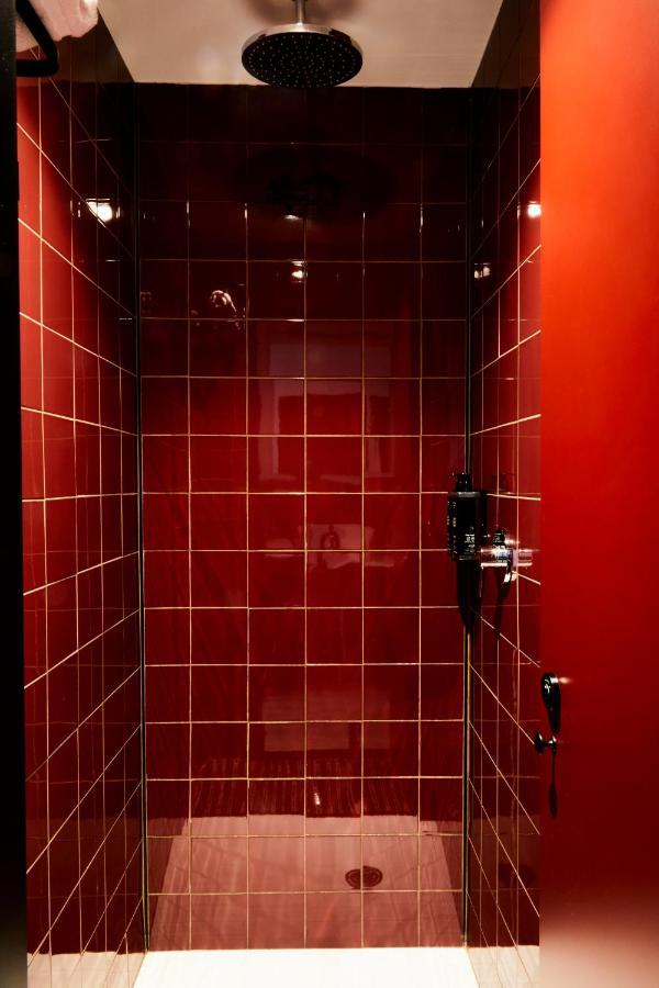 Latroupe Prado Hostel マドリード エクステリア 写真