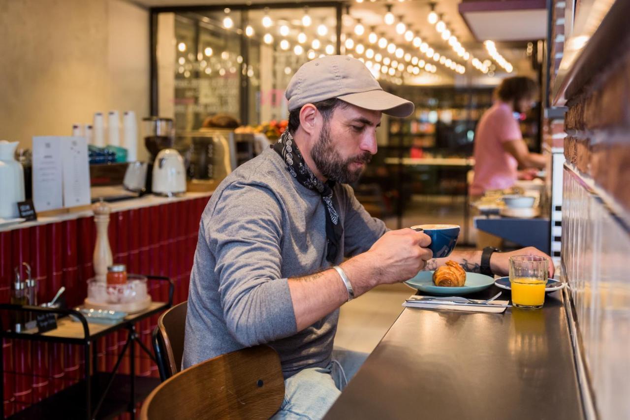 Latroupe Prado Hostel マドリード エクステリア 写真